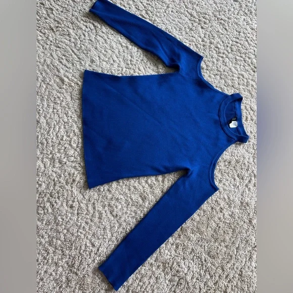 Cold Shoulder Ribbed Knit - Picture 2 of 3